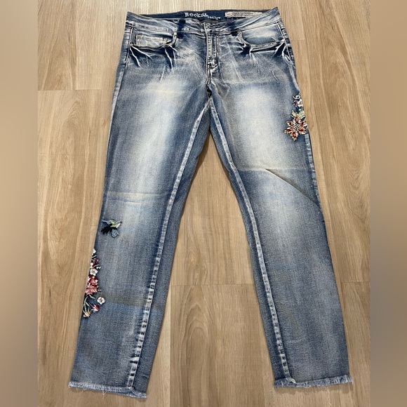 Rocks & Indigo Denim - Awesome ROCKS & INDIGO Acid Wash Jeans with embroidered flowers & birds.